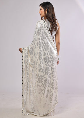 White Handloom Pure Georgette Saree With Blouse Piece