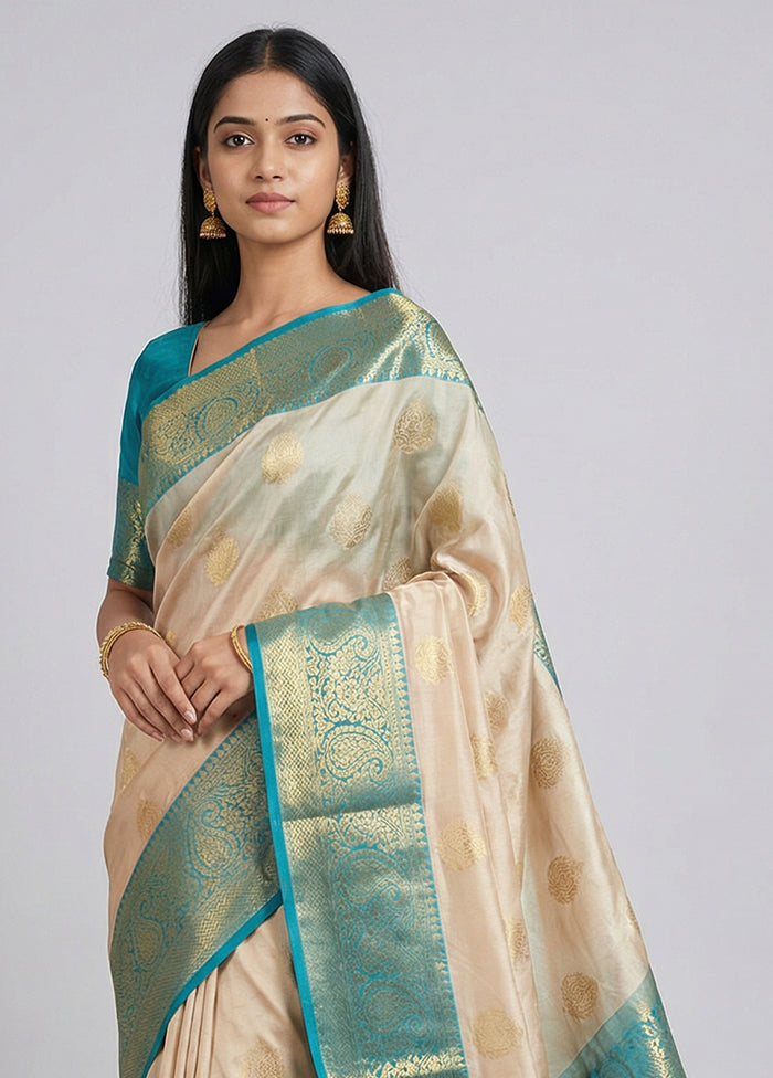 Cream Handloom Kanchipuram Pure Silk Saree With Blouse Piece