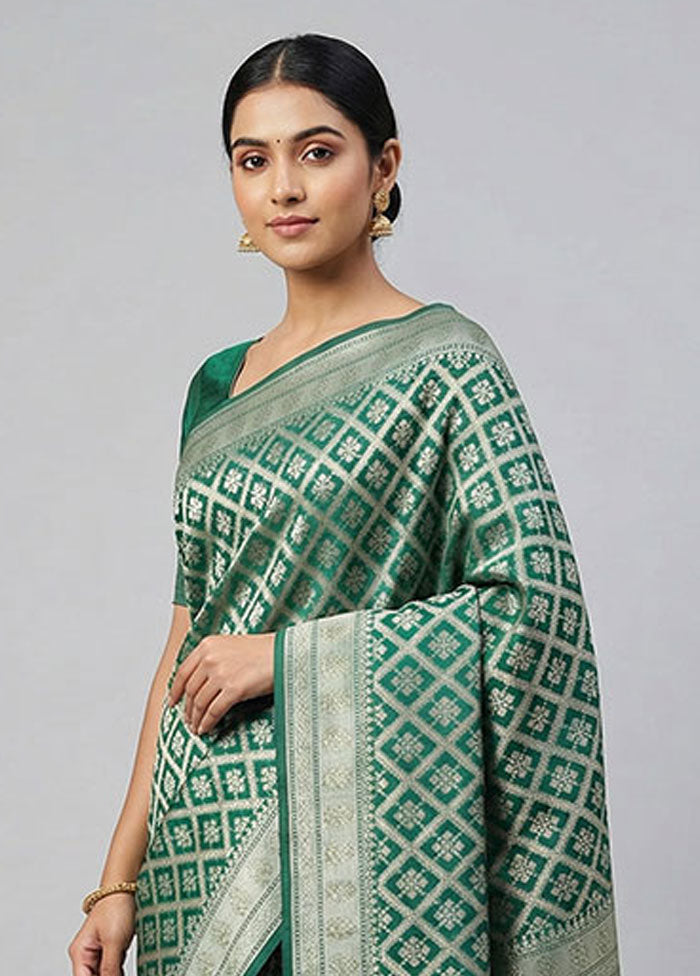 Green Kora Silk Saree With Blouse Piece