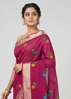 Green Cotton Saree With Blouse Piece
