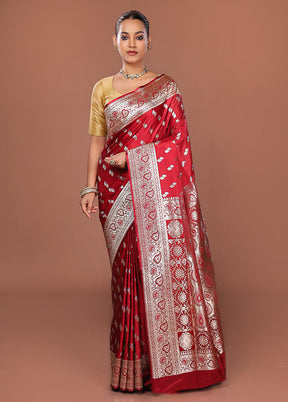 Red Banarasi Silk Saree With Blouse Piece