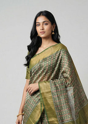 Green Handloom Tussar Silk Saree With Blouse Piece