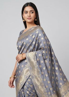 Grey Uppada Silk Saree With Blouse Piece