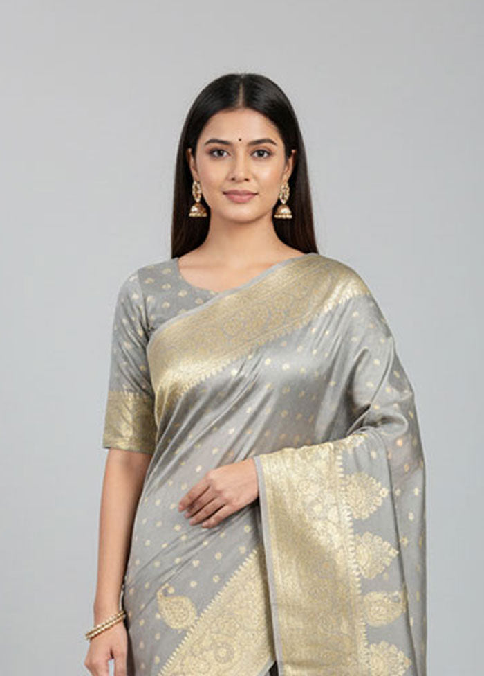 Grey Tanchoi Silk Saree With Blouse Piece