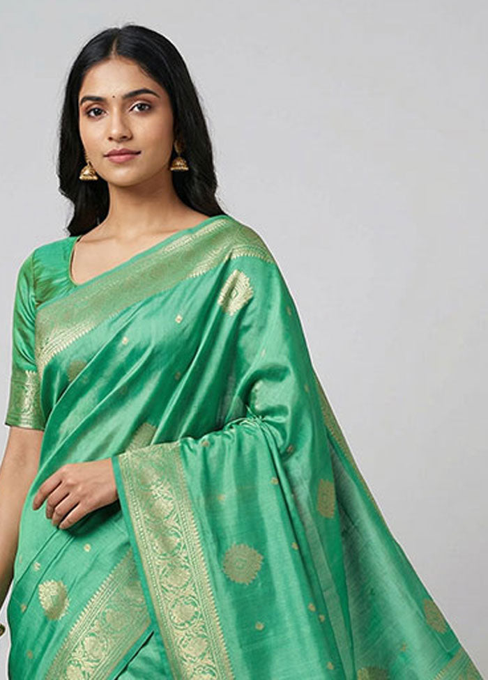 Green Handloom Kanjivaram Pure Silk Saree With Blouse Piece