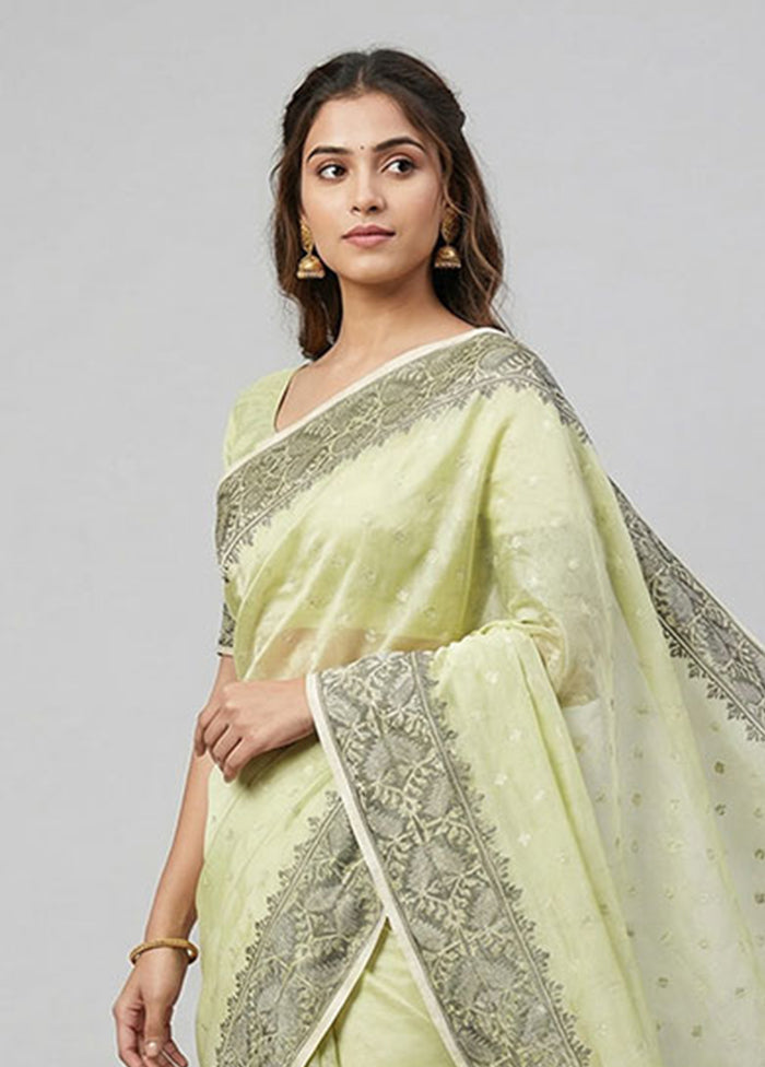 Green Organza Saree With Blouse Piece
