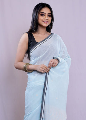 Blue Matka Silk Saree With Blouse Piece