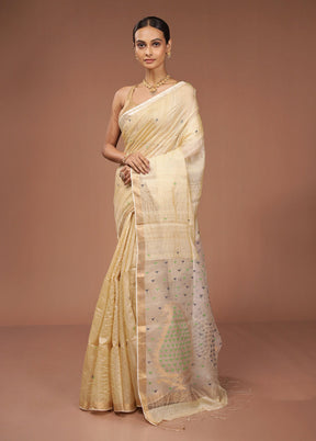 Cream Handloom Matka Pure Silk Saree With Blouse Piece