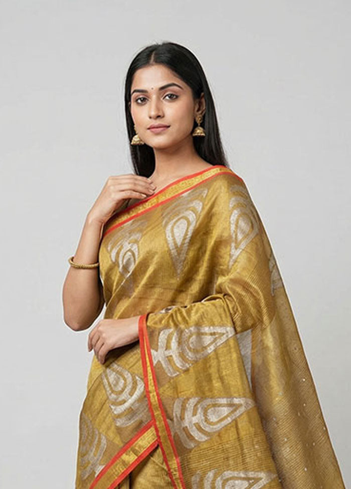 Grey Handloom Matka Pure Silk Saree With Blouse Piece