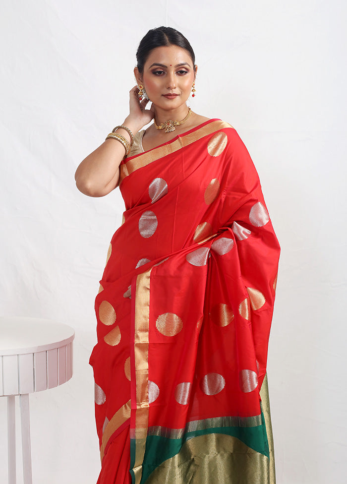 Red Kanjivaram Silk Saree With Blouse Piece
