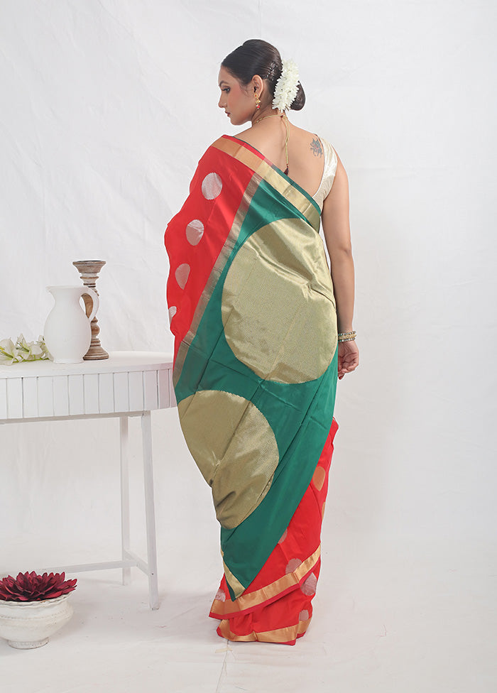 Red Kanjivaram Silk Saree With Blouse Piece
