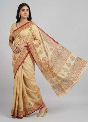 Yellow Printed Silk Saree Without Blouse Piece