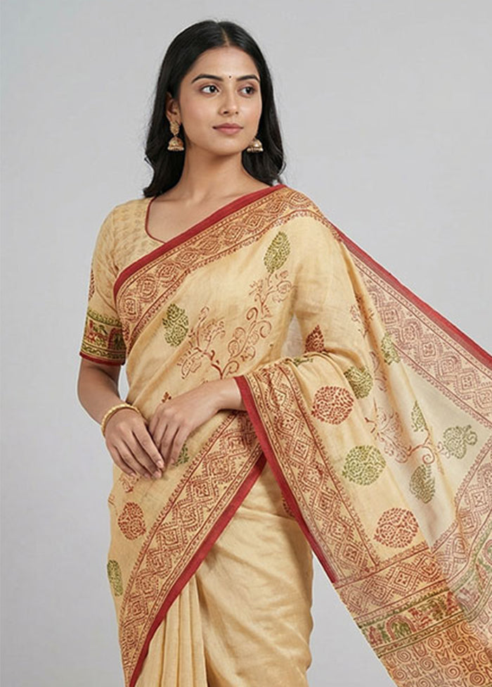 Yellow Printed Silk Saree Without Blouse Piece