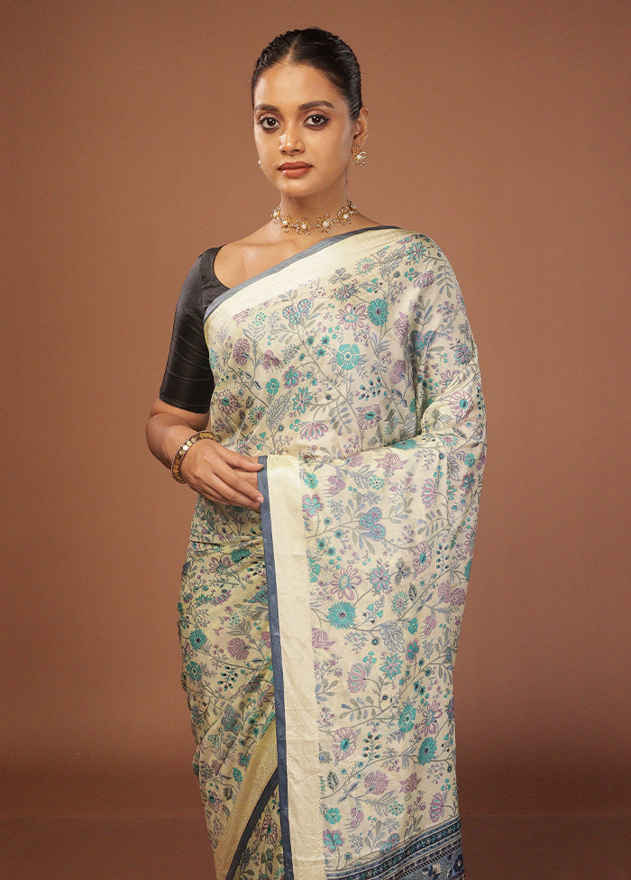 Cream Printed Silk Saree Without Blouse Piece