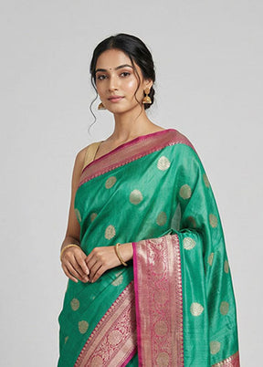Green Handloom Tussar Pure Silk Saree With Blouse Piece