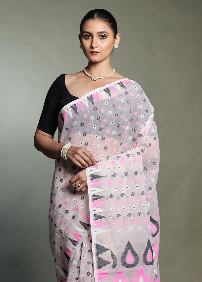 White Tant Jamdani Saree Without Blouse Piece