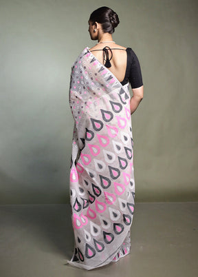White Tant Jamdani Saree Without Blouse Piece