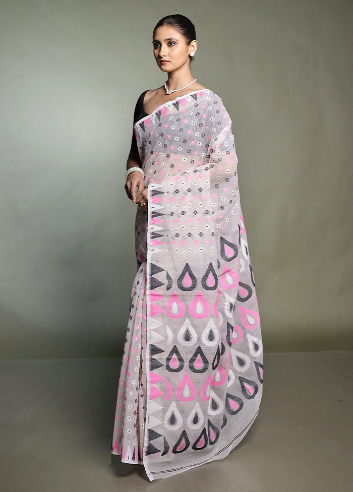 White Tant Jamdani Saree Without Blouse Piece