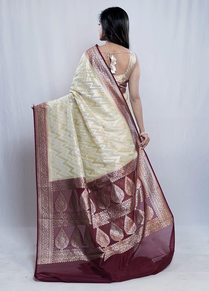 Cream Georgette Saree With Blouse Piece