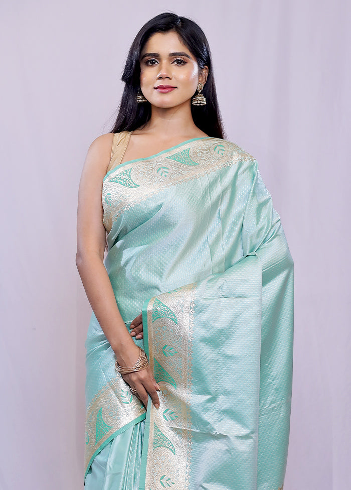 Green Dupion Silk Saree With Blouse Piece