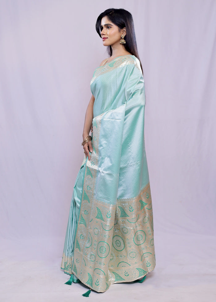 Green Dupion Silk Saree With Blouse Piece