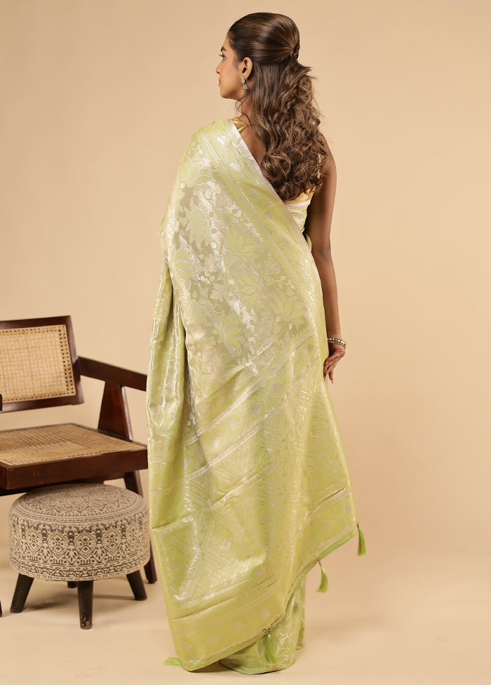 Green Dupion Silk Saree With Blouse Piece