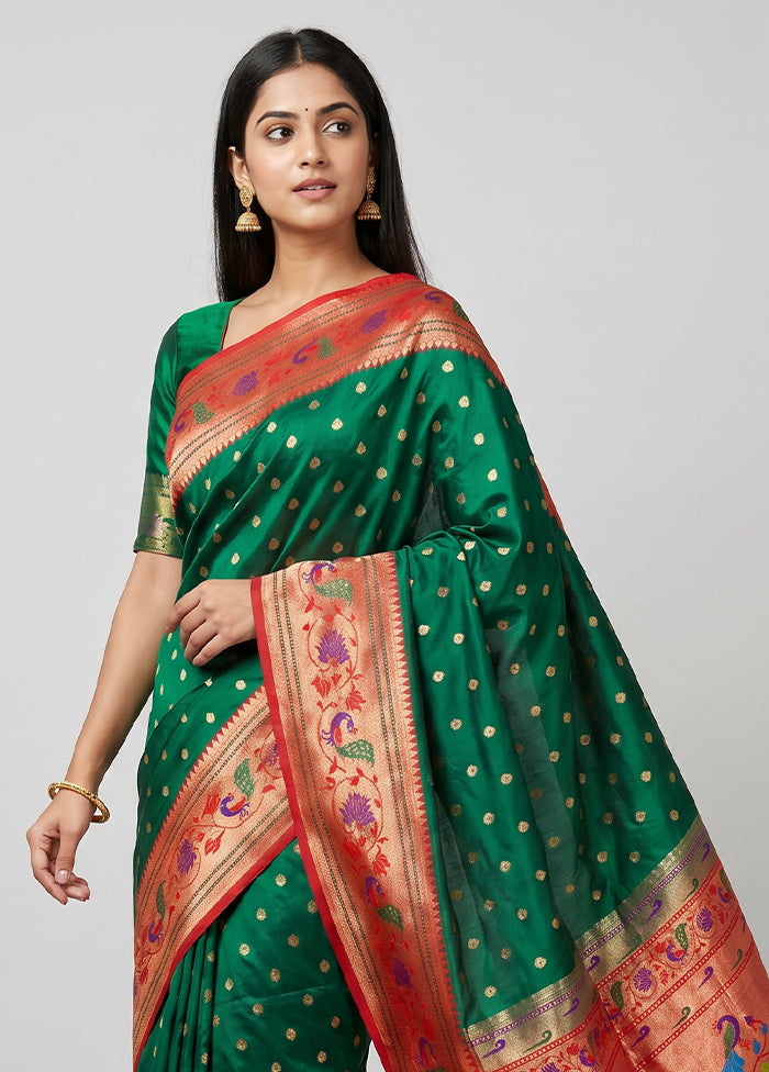 Green Handloom Kanjivaram Pure Silk Saree With Blouse Piece