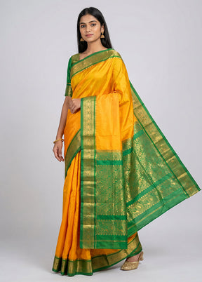 Green Handloom Kanjivaram Pure Silk Saree With Blouse Piece