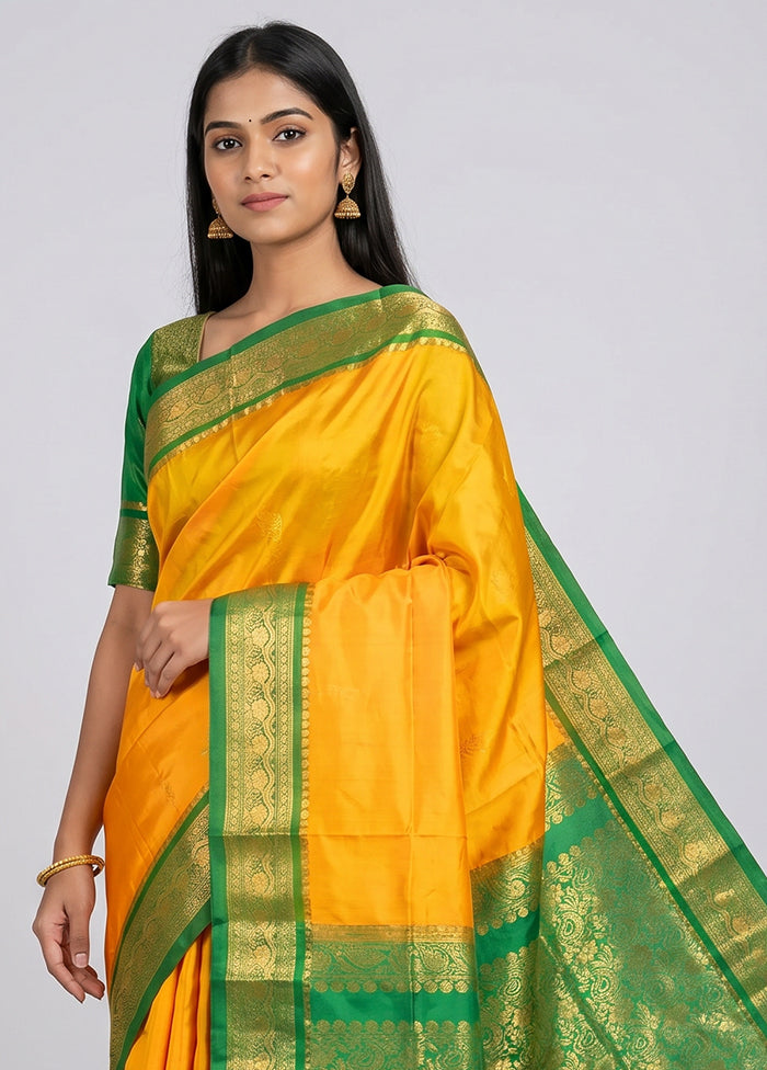 Green Handloom Kanjivaram Pure Silk Saree With Blouse Piece
