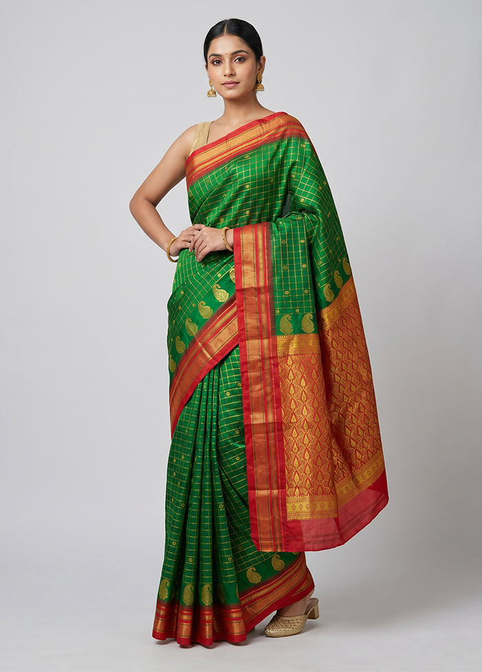 Green Handloom Kanchipuram Pure Silk Saree With Blouse Piece