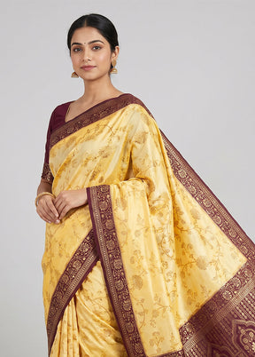 Cream Dupion Silk Saree With Blouse Piece