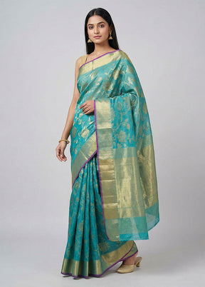 Green Pure Cotton Saree With Blouse Piece