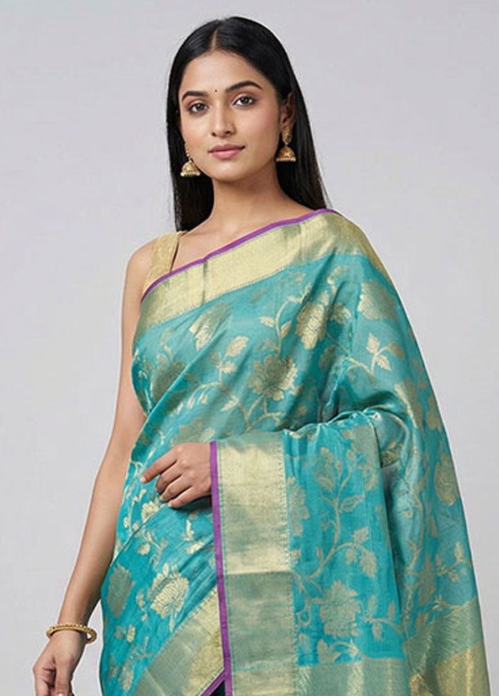 Green Pure Cotton Saree With Blouse Piece