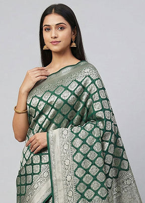 Green Handloom Pure Georgette Saree With Blouse Piece