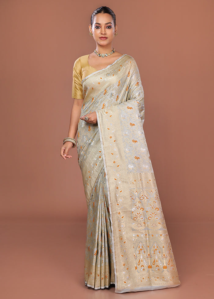 Grey Tanchoi Silk Saree With Blouse Piece