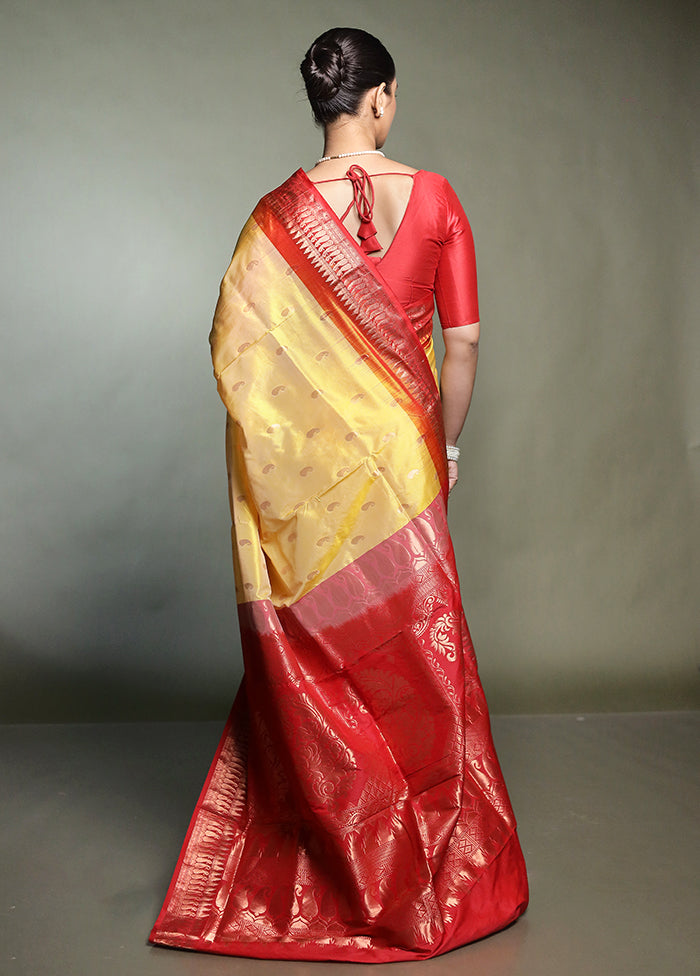 Cream Handloom Kanjivaram Pure Silk Saree With Blouse Piece