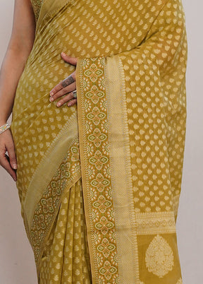 Green Cotton Saree With Blouse Piece