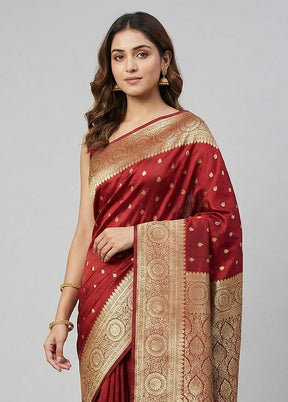 Red Banarasi Silk Saree With Blouse Piece