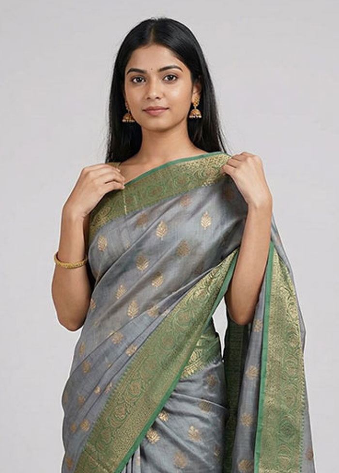 Grey Tussar Silk Saree With Blouse Piece
