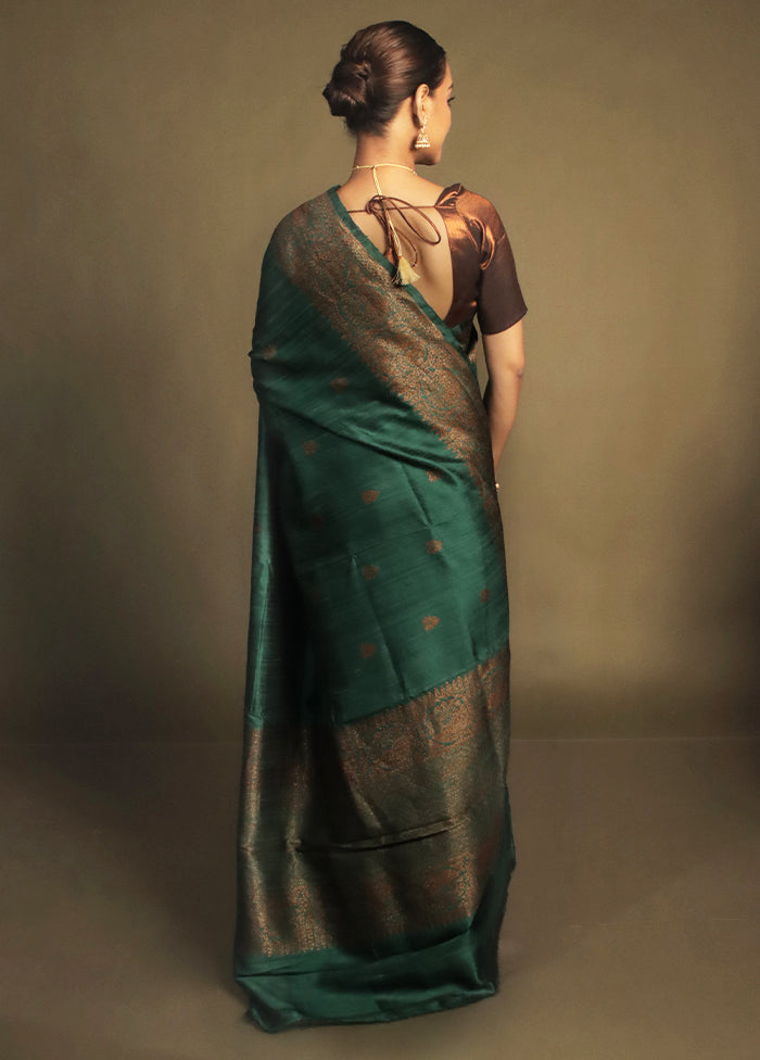 Green Handloom Tussar Pure Silk Saree With Blouse Piece