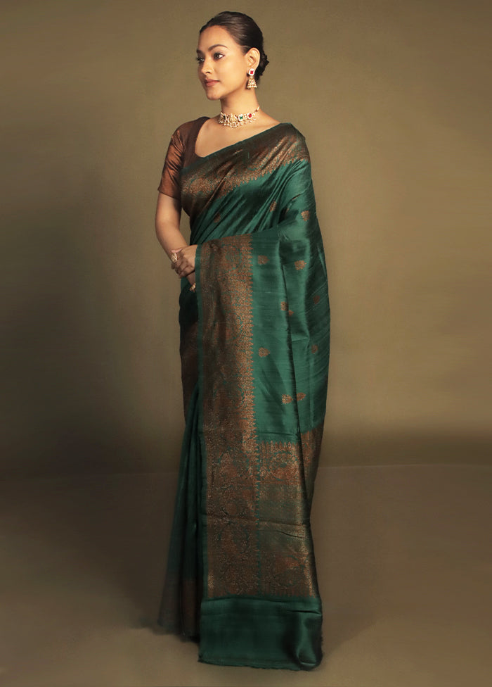 Green Handloom Tussar Pure Silk Saree With Blouse Piece