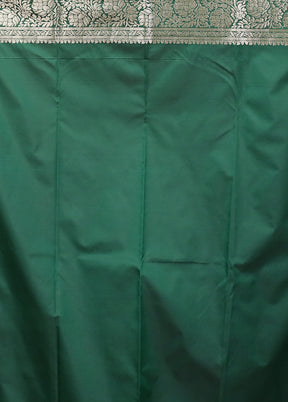 Green Kanjivaram Silk Saree With Blouse Piece