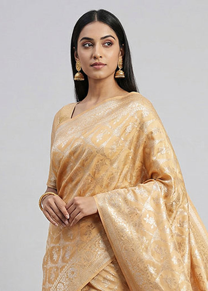 Peach Uppada Silk Saree With Blouse Piece