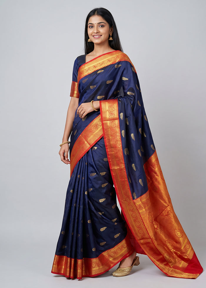 Blue Handloom Kanchipuram Pure Silk Saree With Blouse Piece