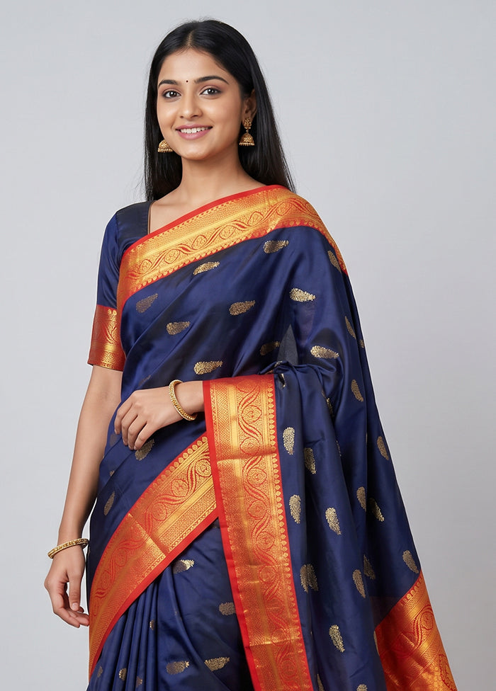 Blue Handloom Kanchipuram Pure Silk Saree With Blouse Piece
