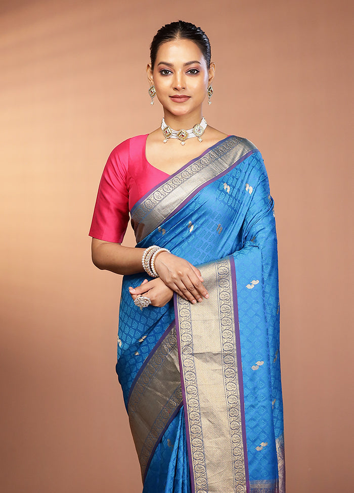 Green Kanjivaram Silk Saree With Blouse Piece