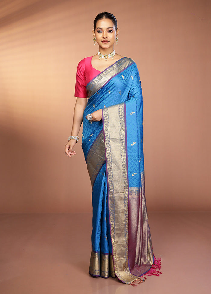 Green Kanjivaram Silk Saree With Blouse Piece