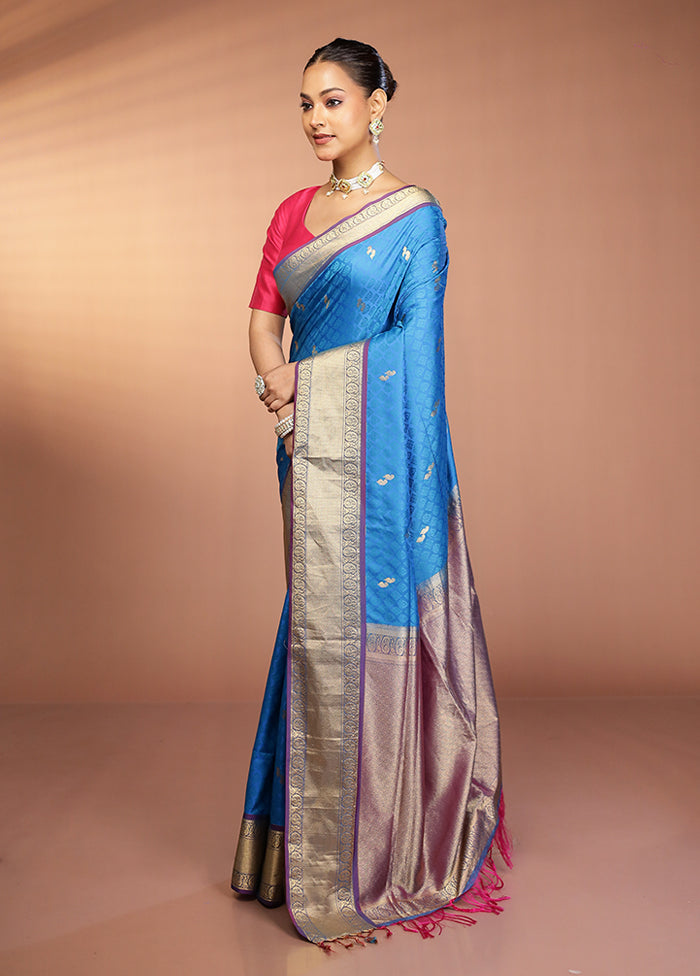 Green Kanjivaram Silk Saree With Blouse Piece