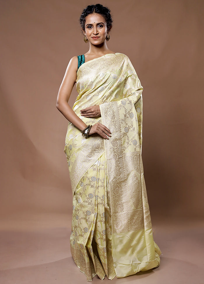 Yellow Banarasi Silk Saree With Blouse Piece