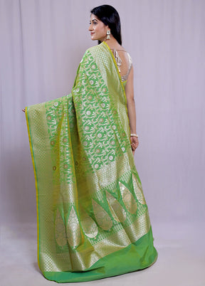 Green Uppada Silk Saree With Blouse Piece